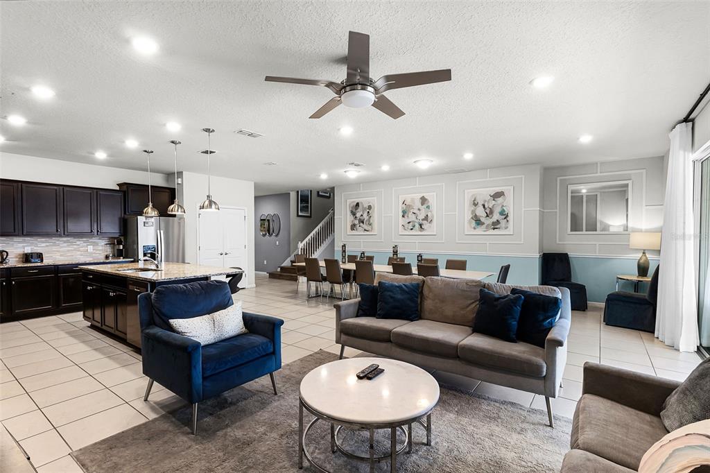 Davenport, Florida, 33897, United States, 10 Bedrooms Bedrooms, ,8 BathroomsBathrooms,Residential,For Sale,1897679