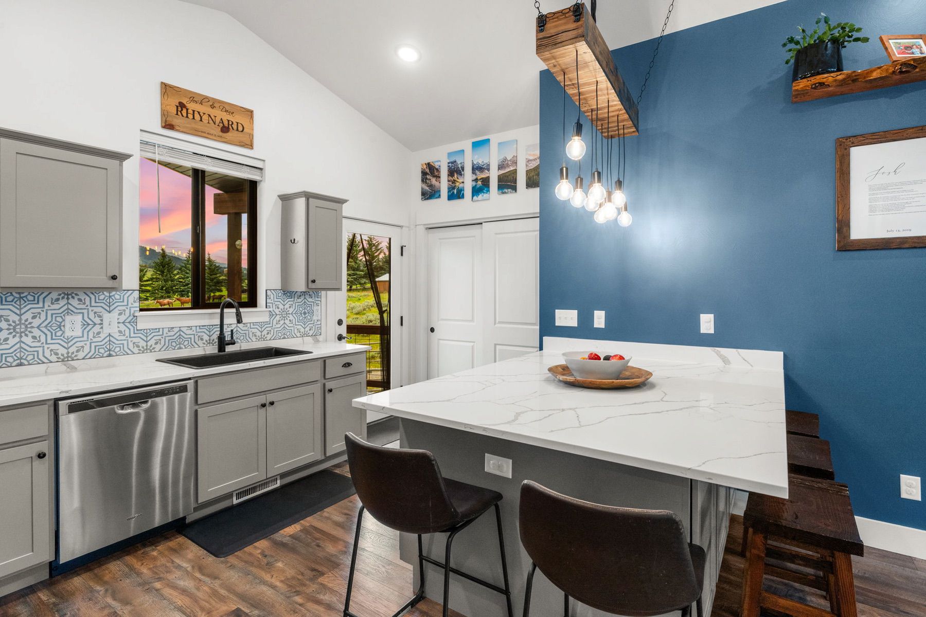  215 Timberline Creek Dr - 物件實景