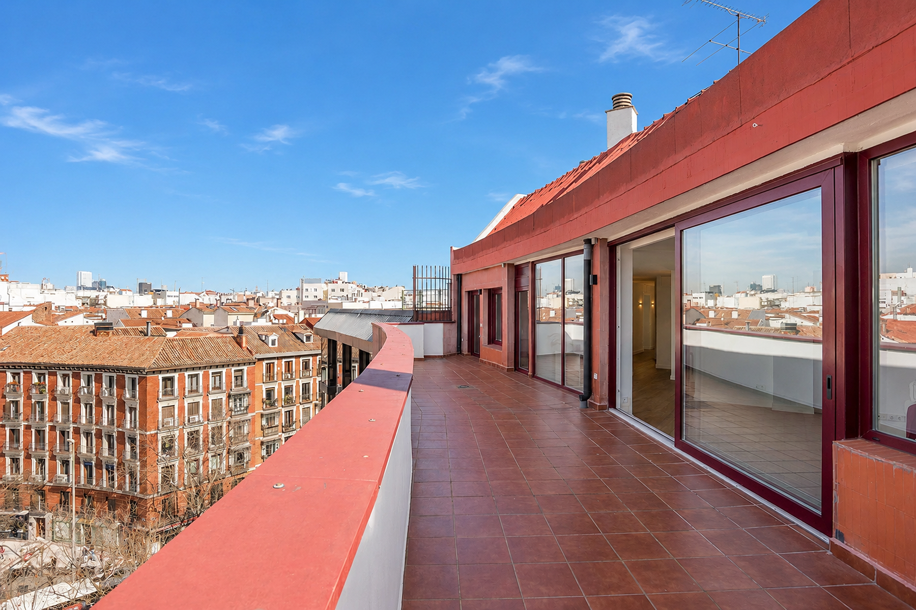  Penthouse with 5 bedrooms and terrace in the heart of Madrid. - 物件實景