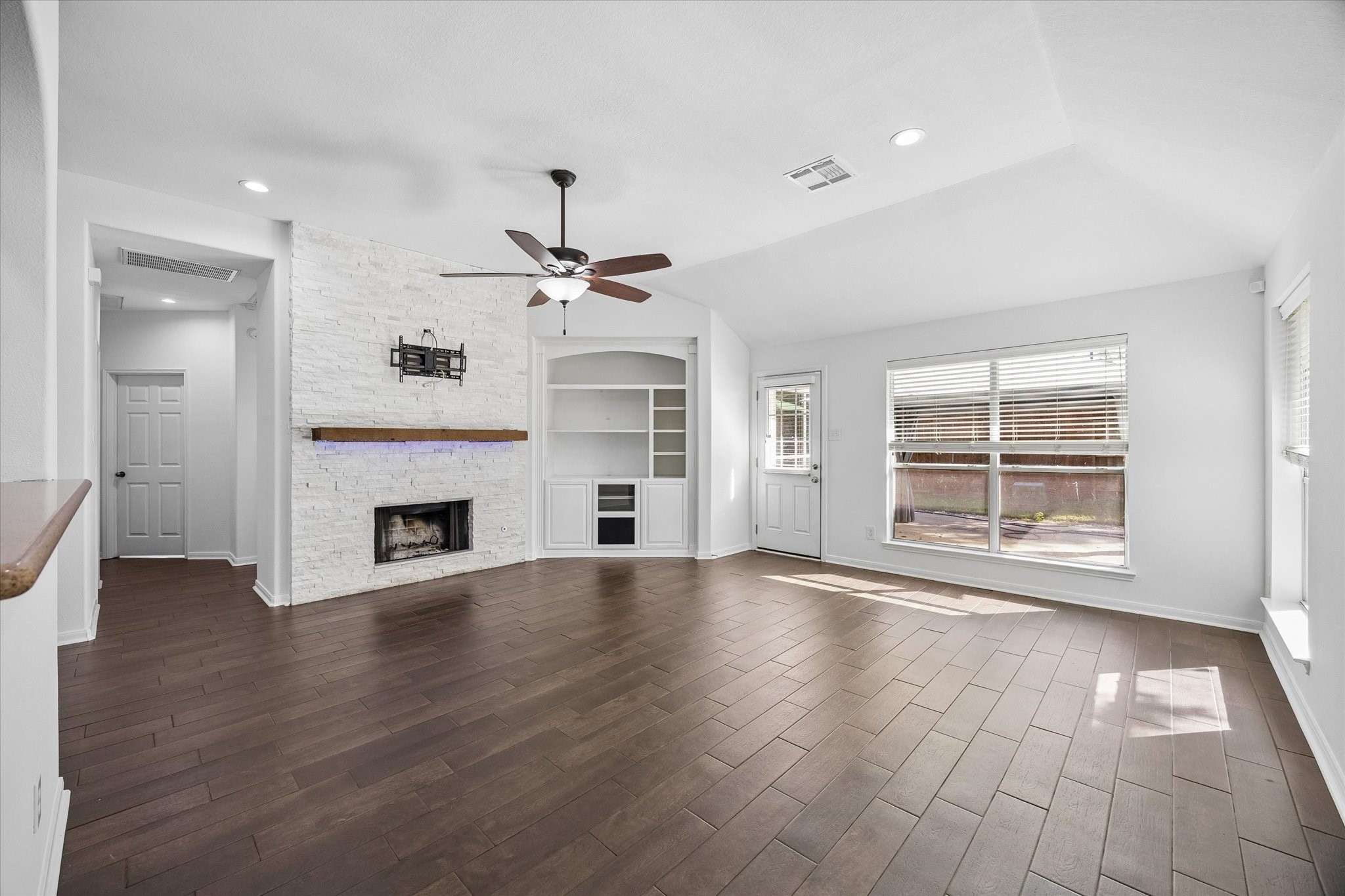  20910 Sandy Briar Court - 物件實景
