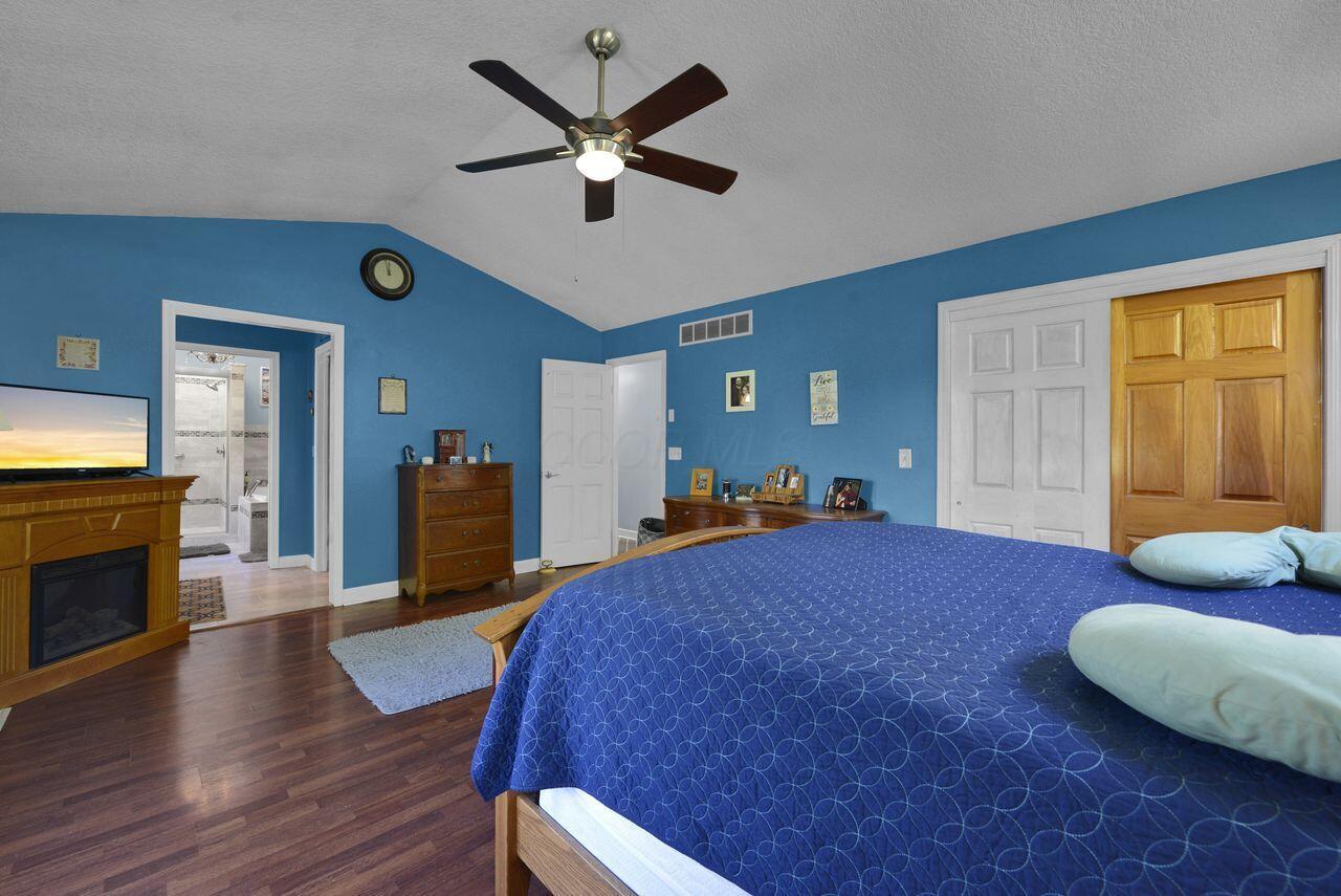 Granville, Ohio, 43023, United States, 5 Bedrooms Bedrooms, ,3 BathroomsBathrooms,Residential,For Sale,1970810