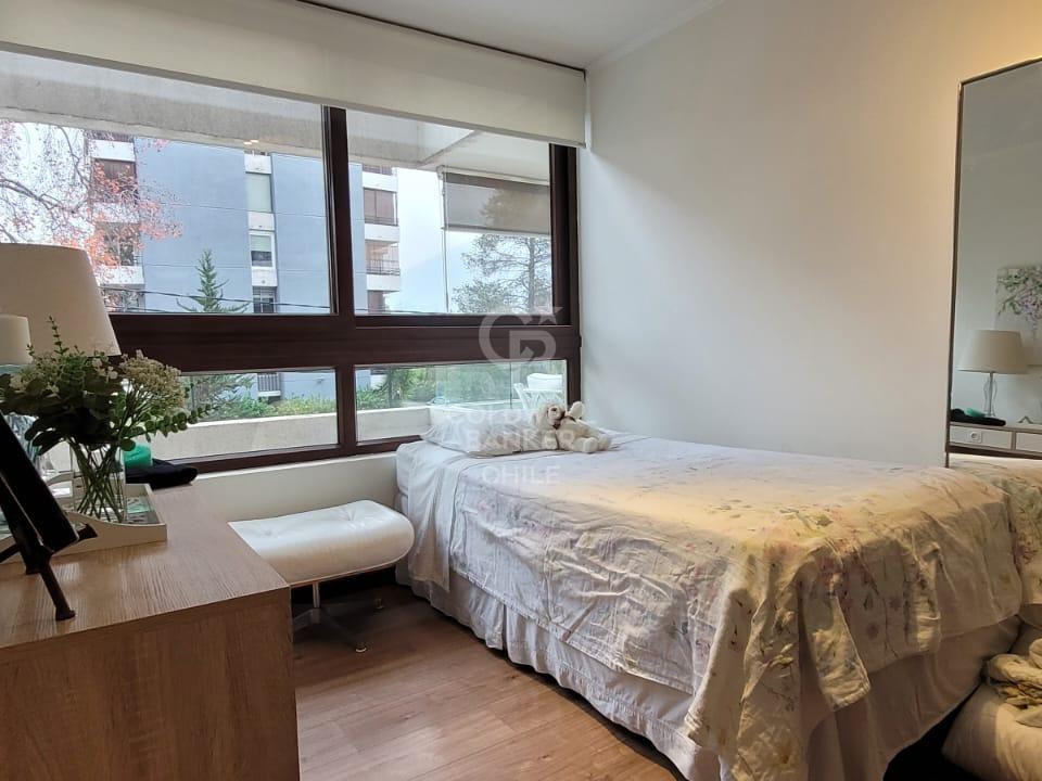 Vitacura, Chile, 3 Bedrooms Bedrooms, ,3 BathroomsBathrooms,Residential,For Sale,1946968
