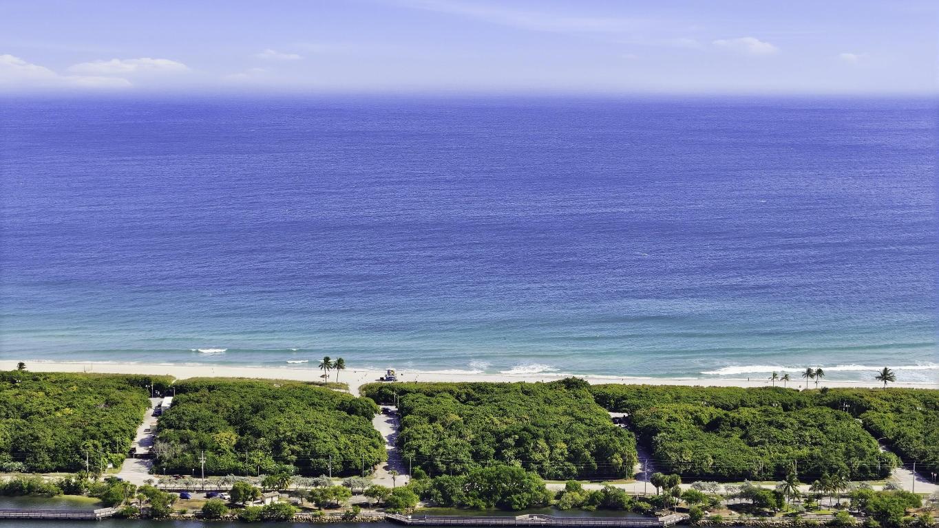 Dania Beach, Florida, 33004, United States, 2 Bedrooms Bedrooms, ,2 BathroomsBathrooms,Residential,For Sale,1996487