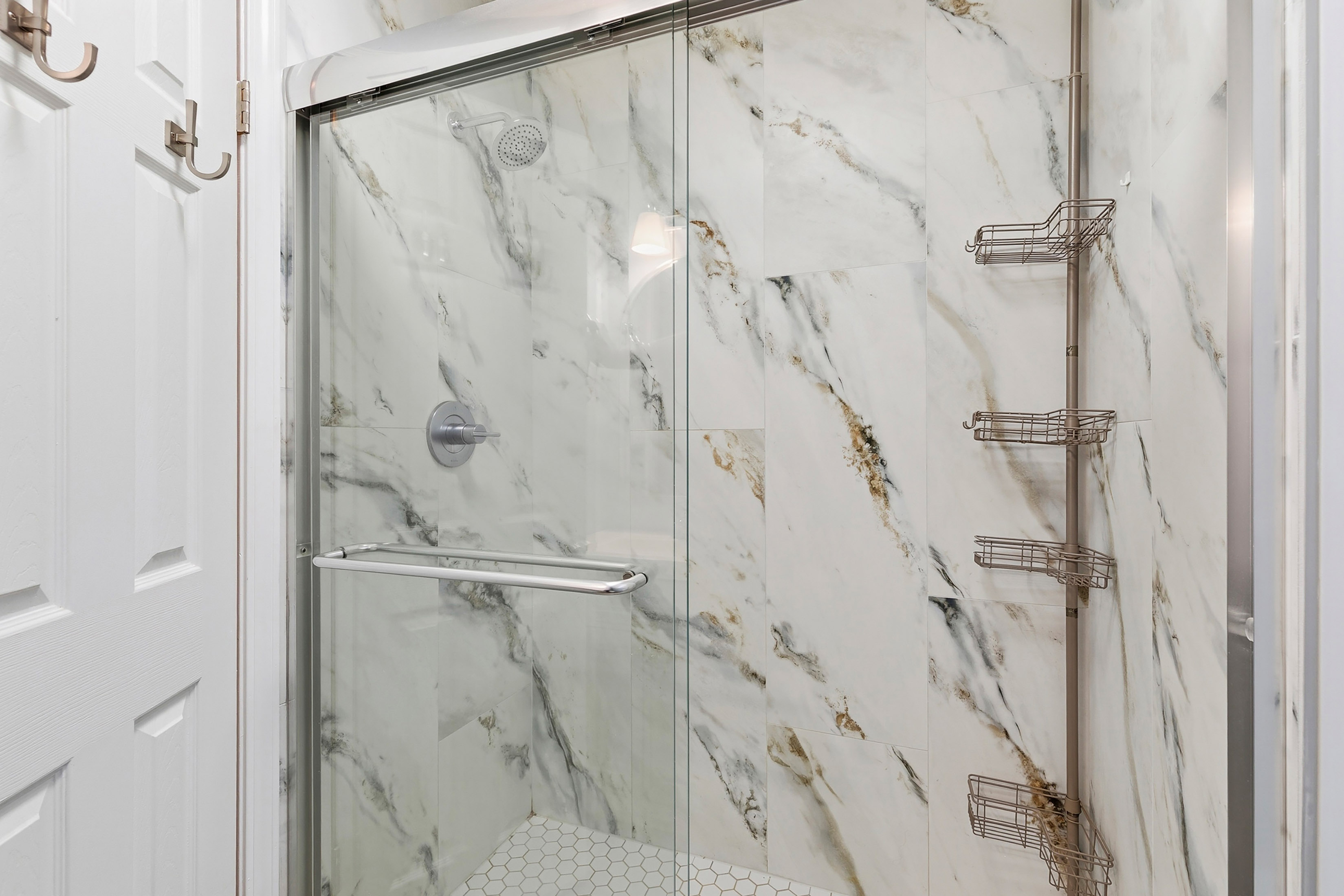  Perfect Blend Of Character, Updates, And Lifestyle—Don’t Miss It - 物件實景