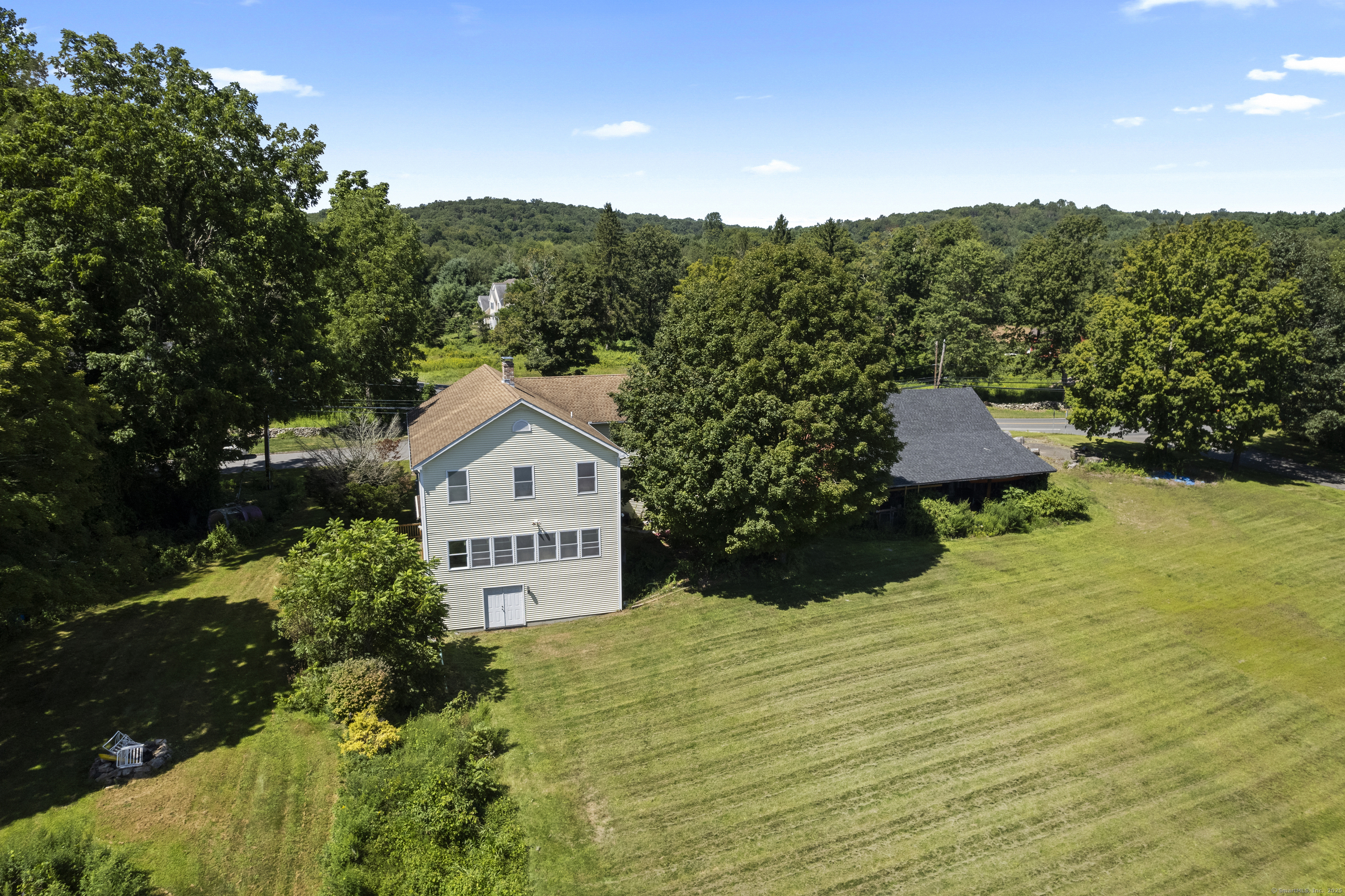 Woodbury, Connecticut, 06798, United States, 6 Bedrooms Bedrooms, ,3 BathroomsBathrooms,Residential,For Sale,1940915