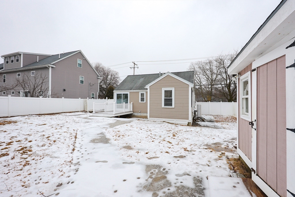 Melrose, Massachusetts, 02176, United States, 2 Bedrooms Bedrooms, ,1 BathroomBathrooms,Residential,For Sale,2012344