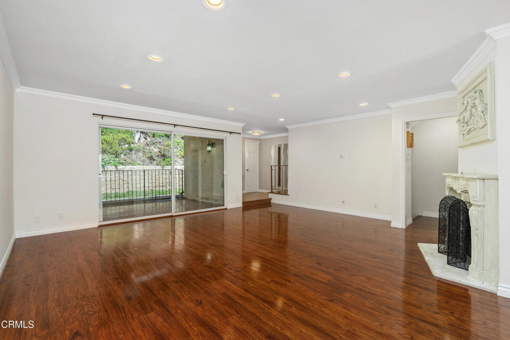 Burbank, California, 91504, United States, 4 Bedrooms Bedrooms, ,3 BathroomsBathrooms,Residential,For Sale,1896667