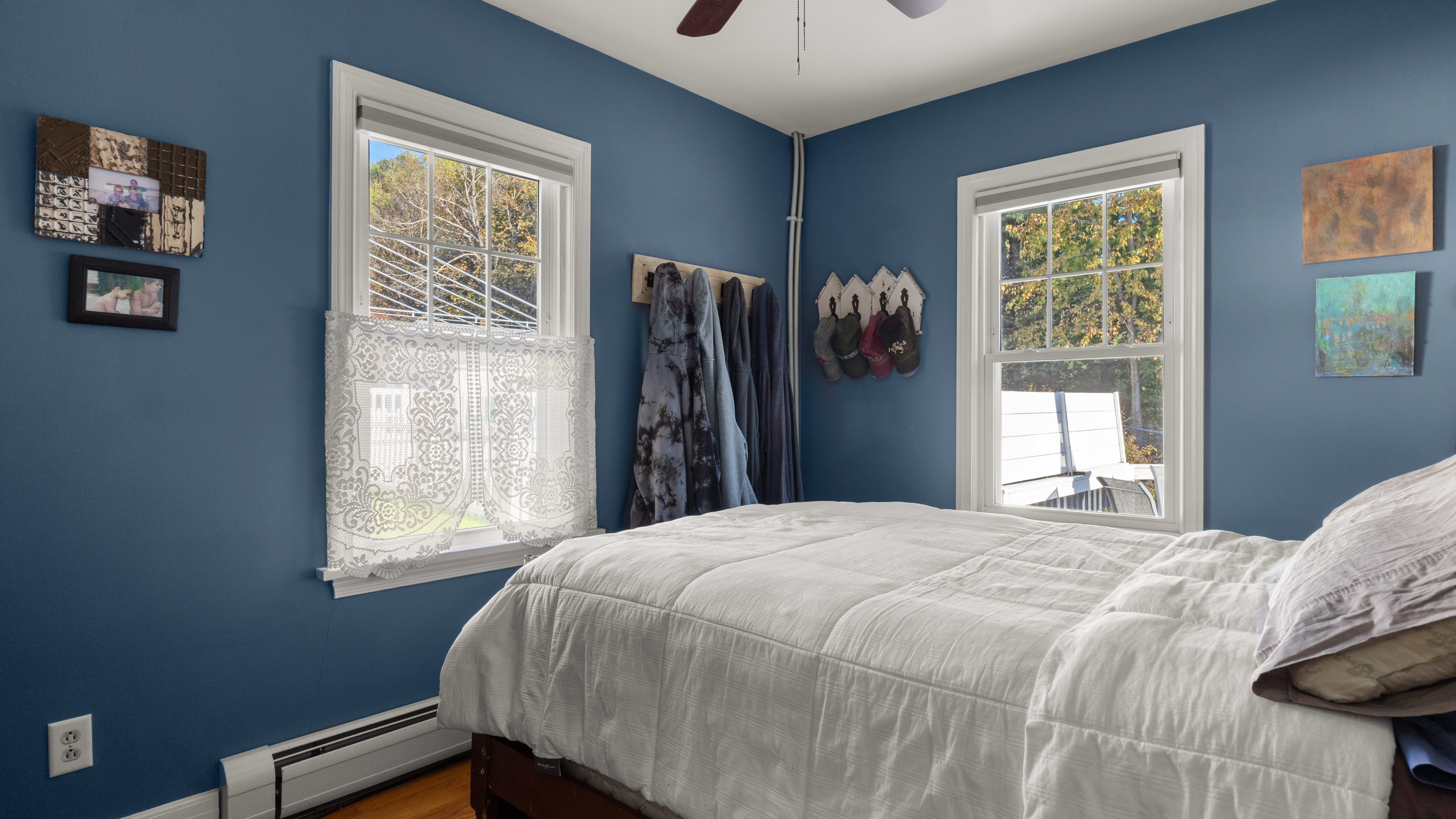  Charming Pittsfield 3-Bed Cape  Updated Porch, Private Primary Suite & Large De - 物件實景