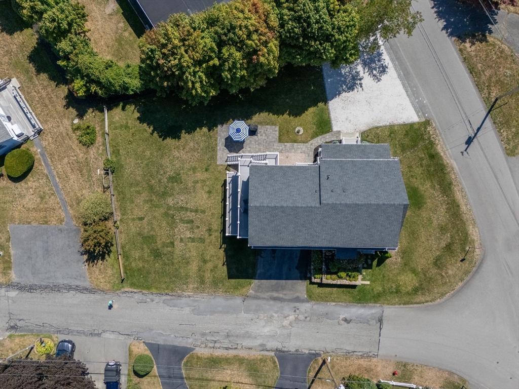 Sandwich, Massachusetts, 02563, United States, 4 Bedrooms Bedrooms, ,4 BathroomsBathrooms,Residential,For Sale,1989929