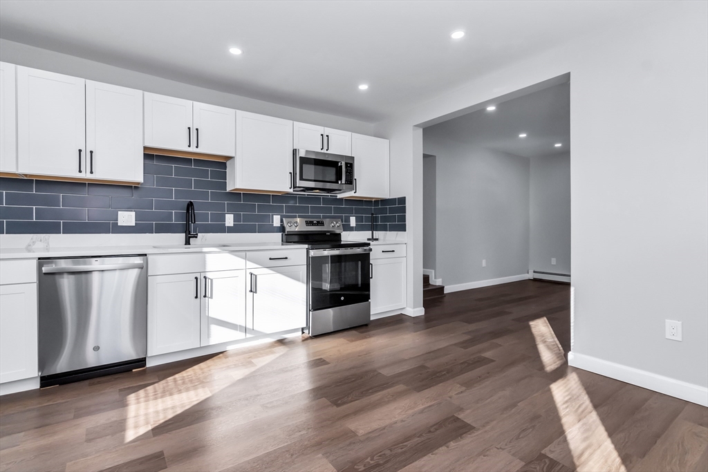 Fitchburg, Massachusetts, 01420, United States, 6 Bedrooms Bedrooms, ,2 BathroomsBathrooms,Residential,For Sale,2008153