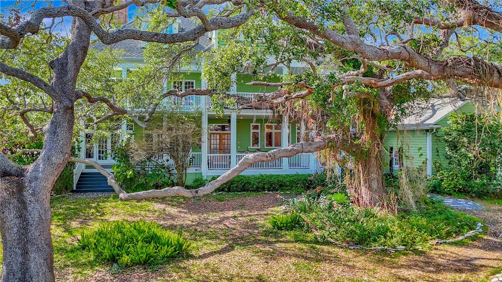 Tampa, Florida, 33611, United States, 5 Bedrooms Bedrooms, ,7 BathroomsBathrooms,Residential,For Sale,1988340