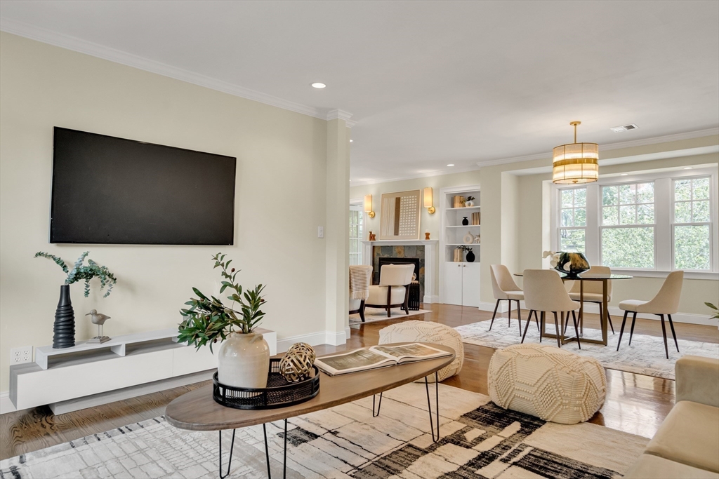 Brookline, Massachusetts, 02445, United States, 7 Bedrooms Bedrooms, ,5 BathroomsBathrooms,Residential,For Sale,1917688