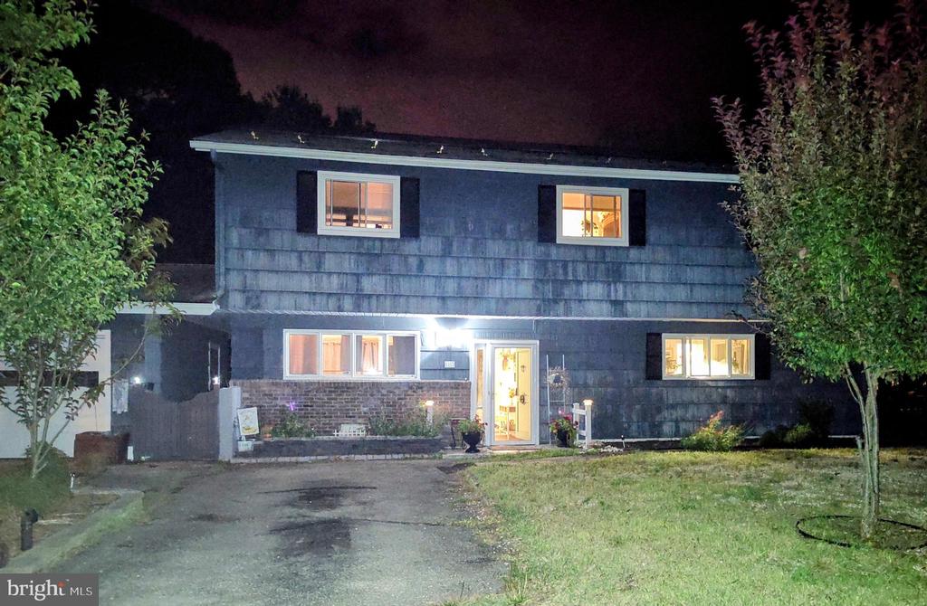 Bayville, New Jersey, 08721, United States, 4 Bedrooms Bedrooms, ,2 BathroomsBathrooms,Residential,For Sale,1840981
