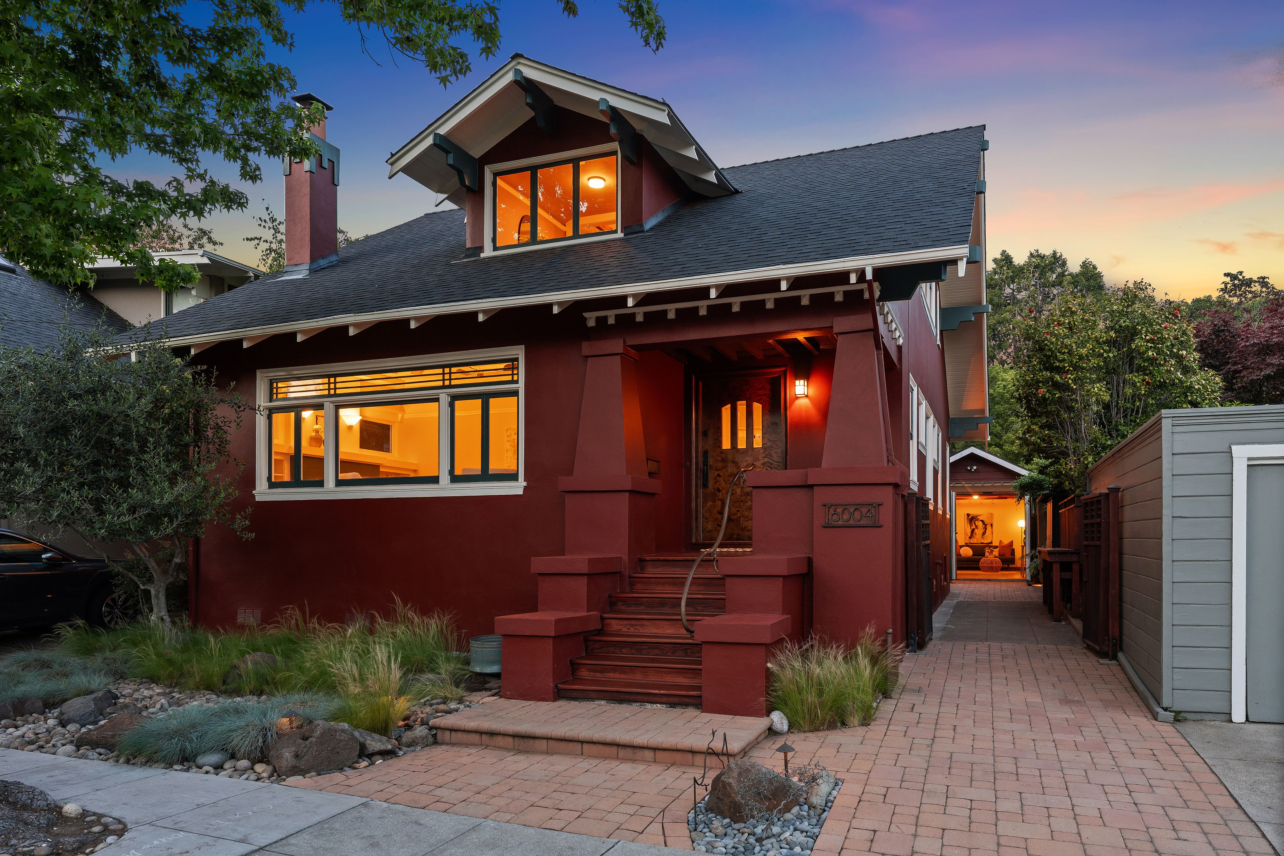  A True Rockridge Classic — Rich in Detail, Ready for Its Next Chapter - 物件實景