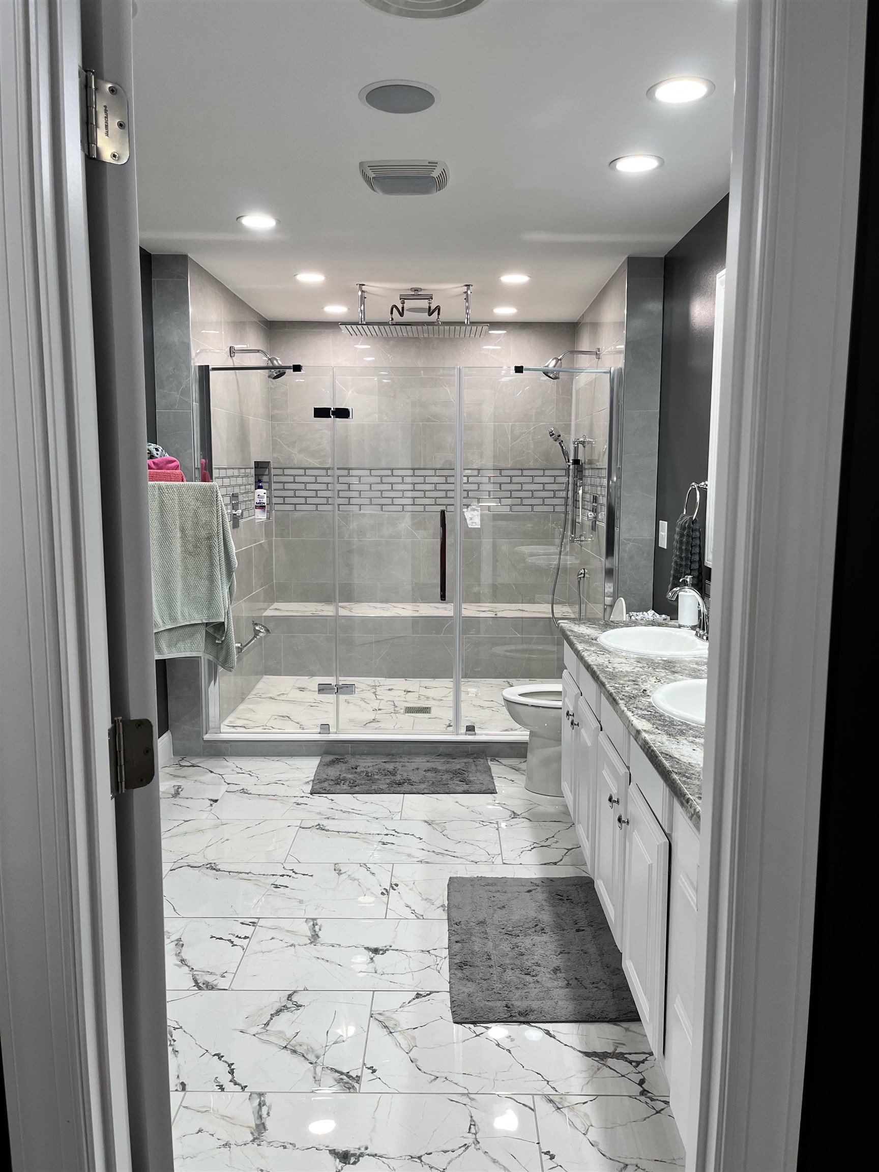 Beaverton, Michigan, 48612, United States, 3 Bedrooms Bedrooms, ,2 BathroomsBathrooms,Residential,For Sale,2008560