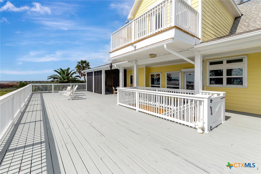 Port Lavaca, Texas, 77979, United States, 4 Bedrooms Bedrooms, ,5 BathroomsBathrooms,Residential,For Sale,1989257