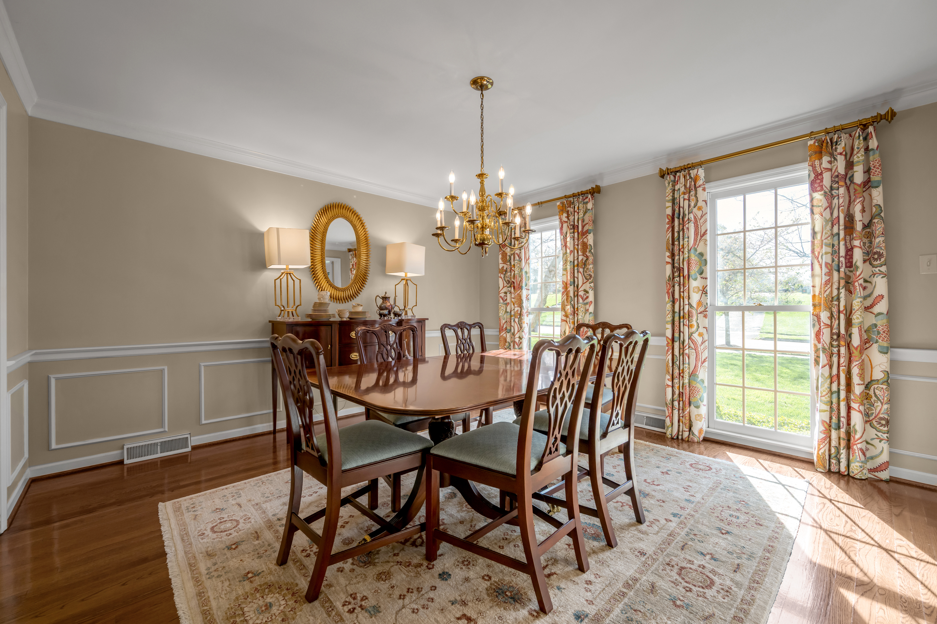  2071 Manor Drive - 物件實景