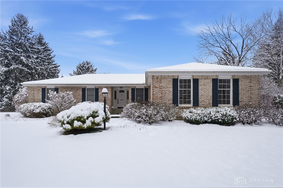 Bellbrook, Ohio, 45305, United States, 3 Bedrooms Bedrooms, ,2 BathroomsBathrooms,Residential,For Sale,2001982