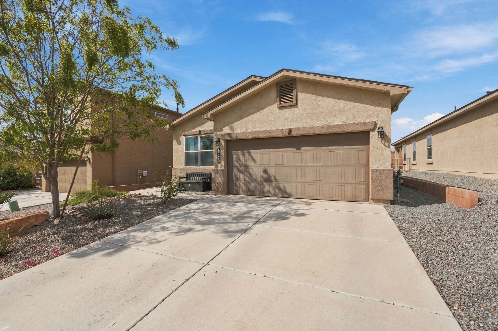 Colfax Ct, Rio Rancho, NM 87144