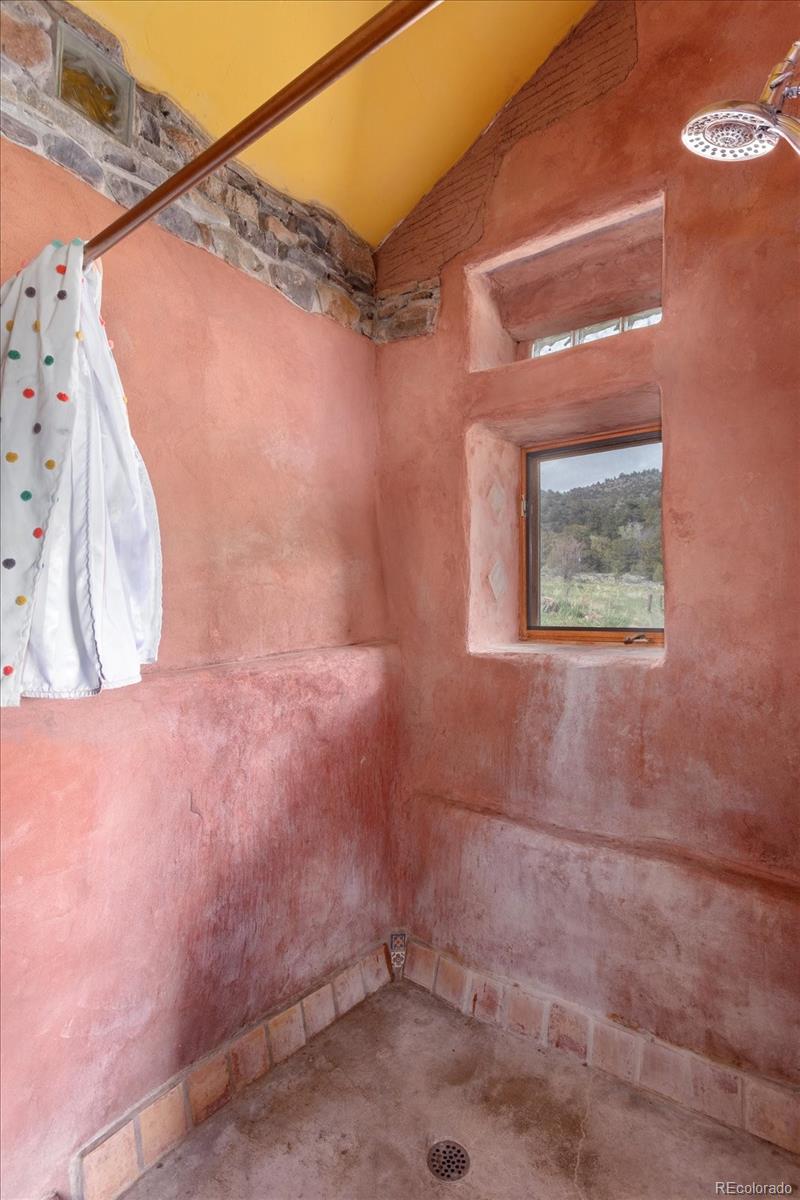 Salida, Colorado, 81201, United States, 2 Bedrooms Bedrooms, ,1 BathroomBathrooms,Residential,For Sale,1873658