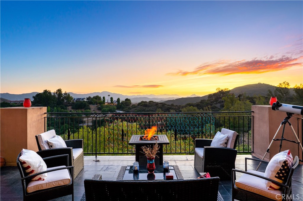 Calabasas, California, 91302, United States, 4 Bedrooms Bedrooms, ,4 BathroomsBathrooms,Residential,For Sale,1856479