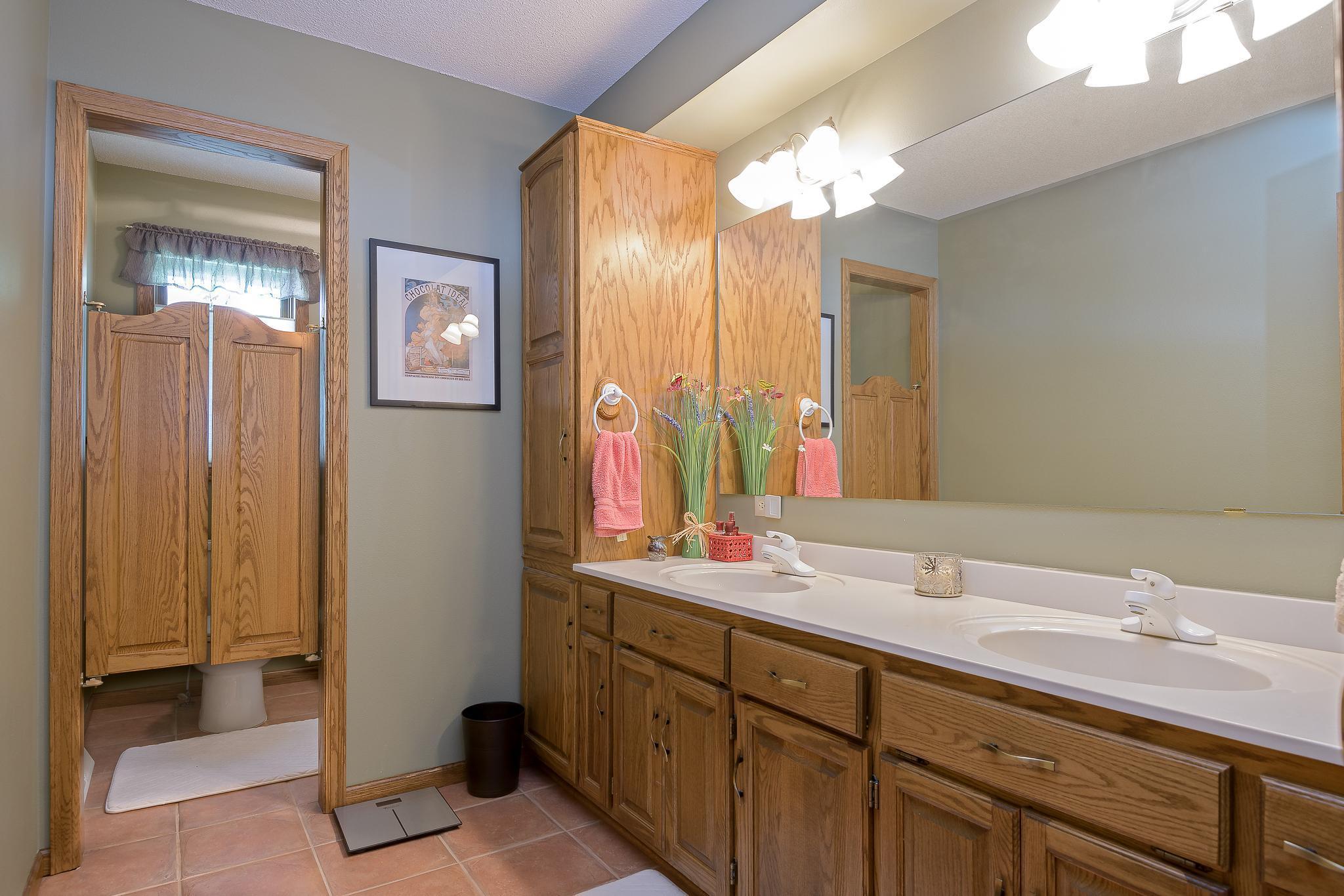 Sartell, Minnesota, 56377, United States, 4 Bedrooms Bedrooms, ,3 BathroomsBathrooms,Residential,For Sale,1821138