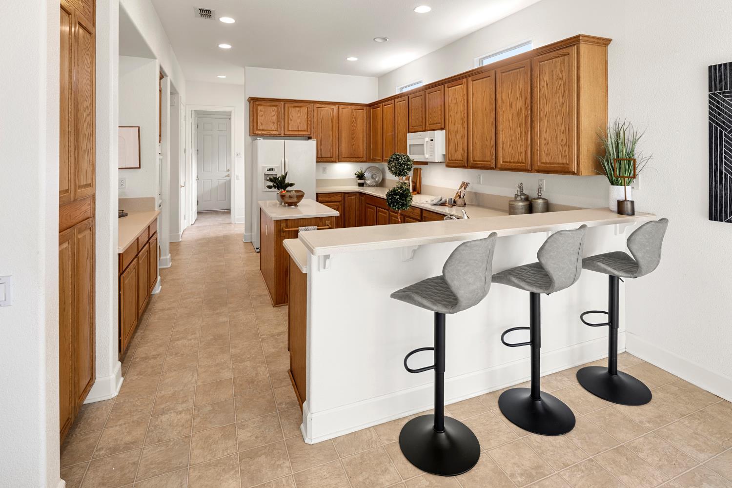 Lincoln, California, 95648, United States, 3 Bedrooms Bedrooms, ,3 BathroomsBathrooms,Residential,For Sale,2008563