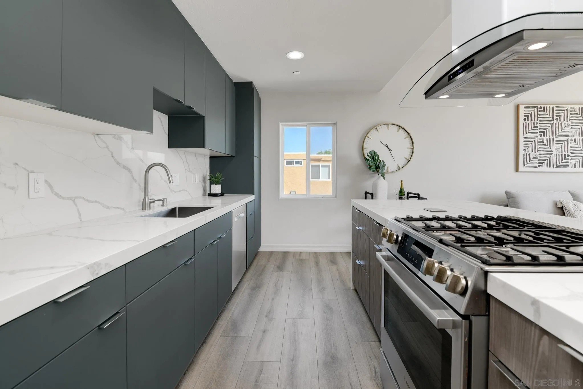 San Diego, California, 92104, United States, 3 Bedrooms Bedrooms, ,3 BathroomsBathrooms,Residential,For Sale,1942176