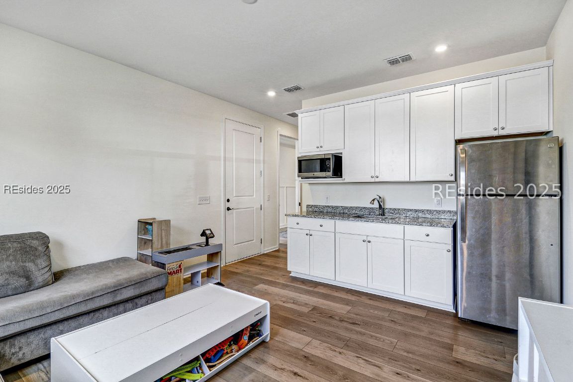 Bluffton, South Carolina, 29910, United States, 4 Bedrooms Bedrooms, ,3 BathroomsBathrooms,Residential,For Sale,1972910