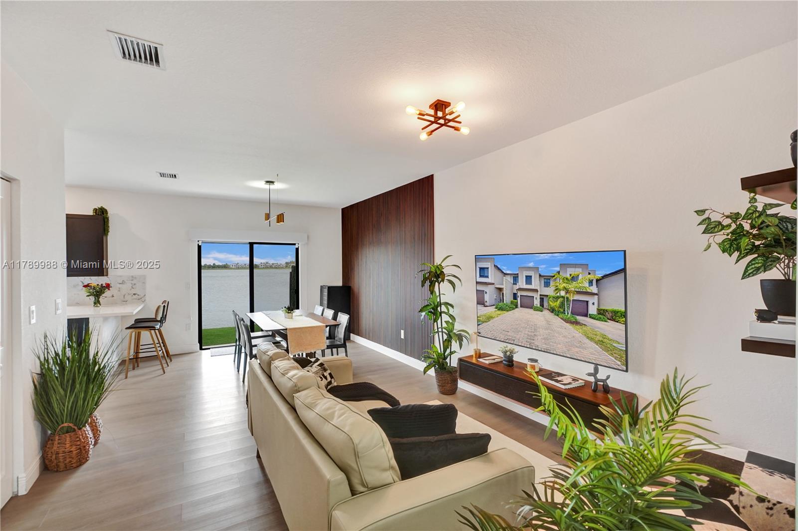 Miami, Florida, 33179, United States, 3 Bedrooms Bedrooms, ,3 BathroomsBathrooms,Residential,For Sale,1784236