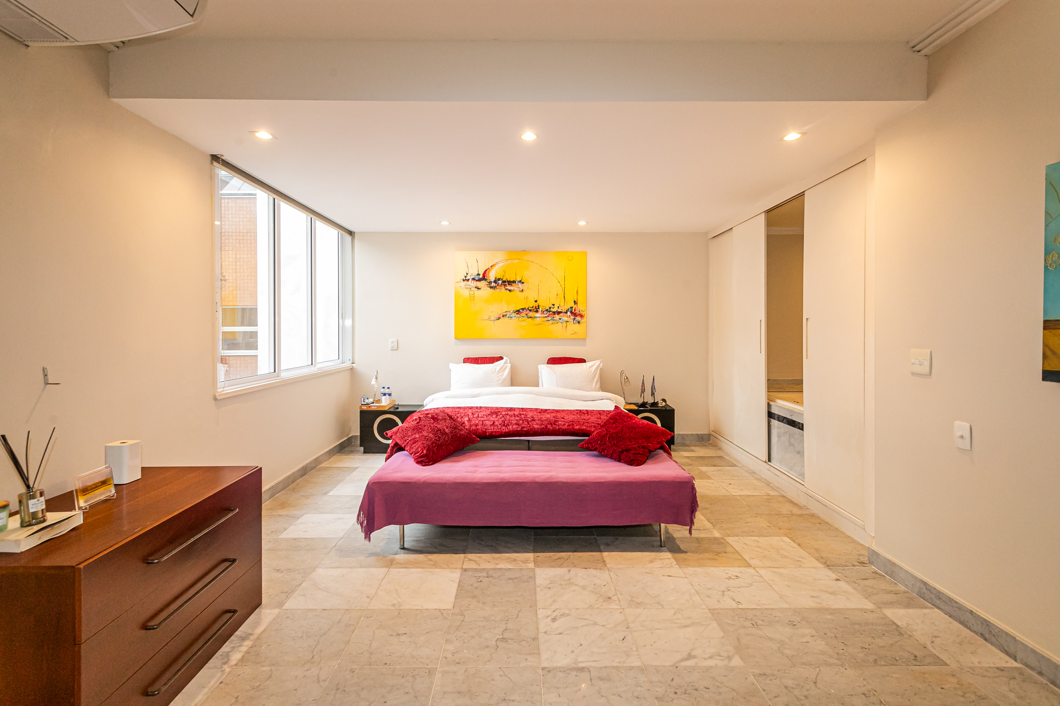  Linear apartment with breathtaking ocean views in prime Ipanema location - 物件實景
