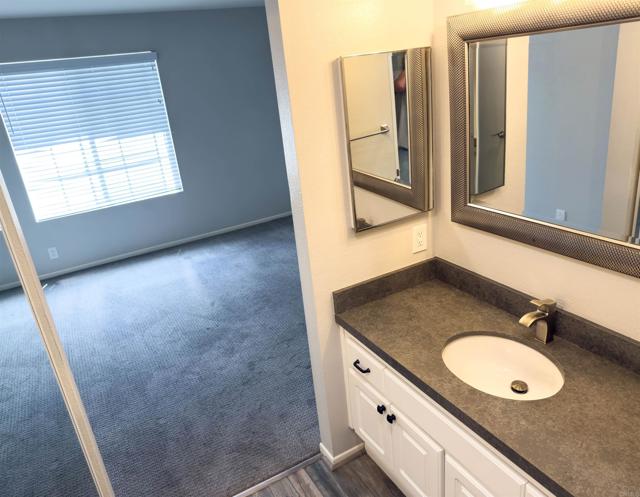 San Diego, California, 92126, United States, 2 Bedrooms Bedrooms, ,2 BathroomsBathrooms,Residential,For Sale,1976306