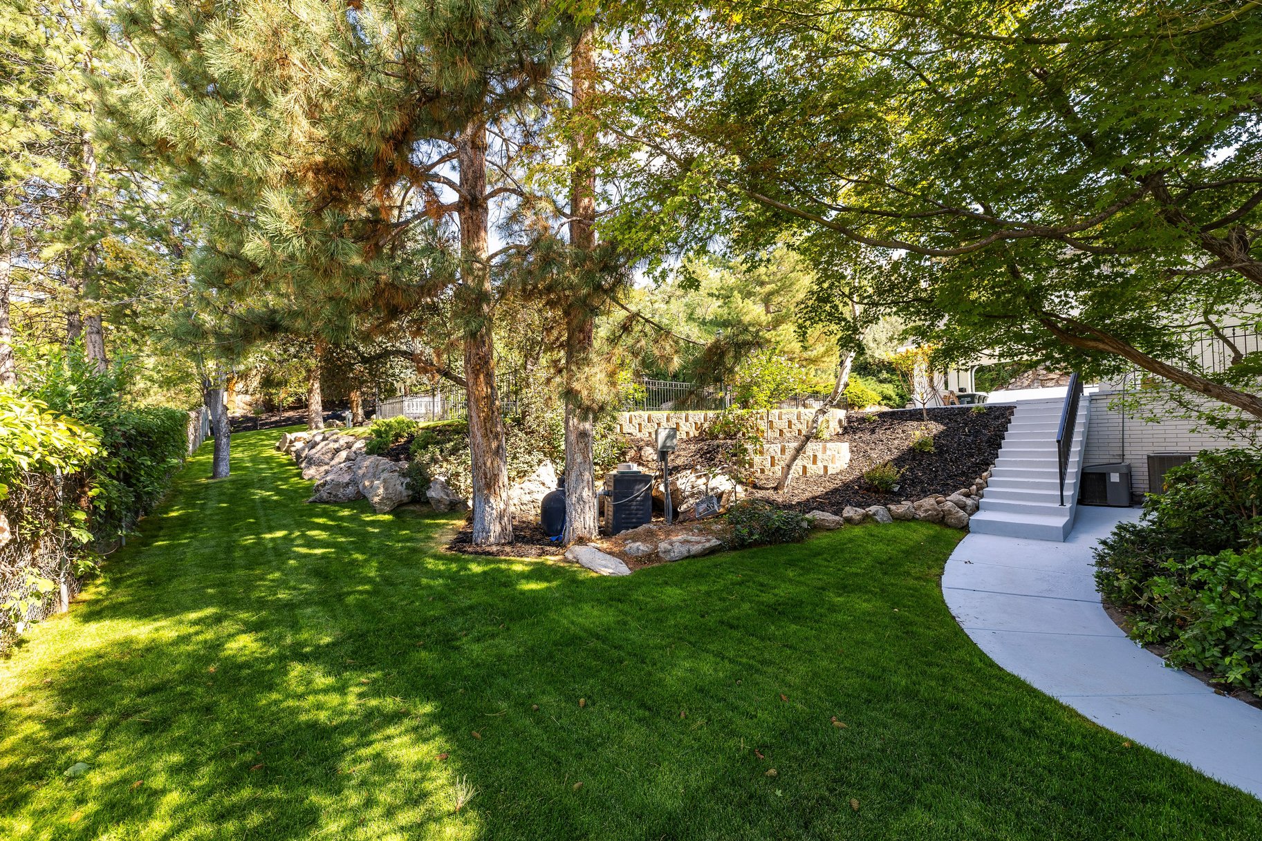  Fully Remodeled Colonial in Prestigious Federal Heights on a Large ~3/4 acre lot - 物件實景