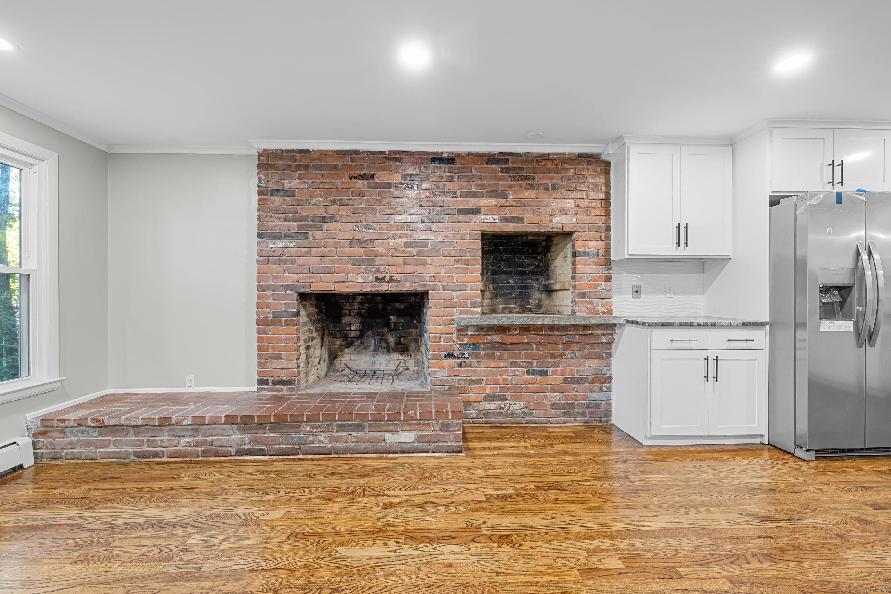 Bloomfield, Connecticut, 06002, United States, 4 Bedrooms Bedrooms, ,3 BathroomsBathrooms,Residential,For Sale,1978351