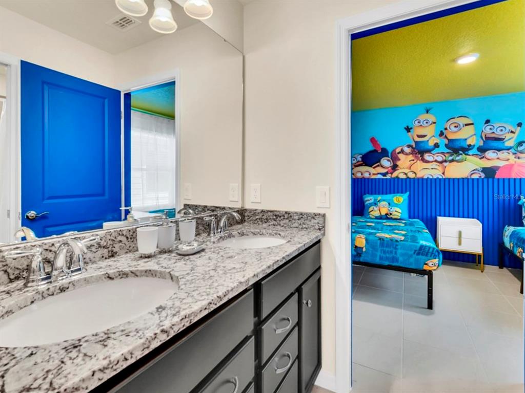 Davenport, Florida, 33897, United States, 10 Bedrooms Bedrooms, ,8 BathroomsBathrooms,Residential,For Sale,1736940