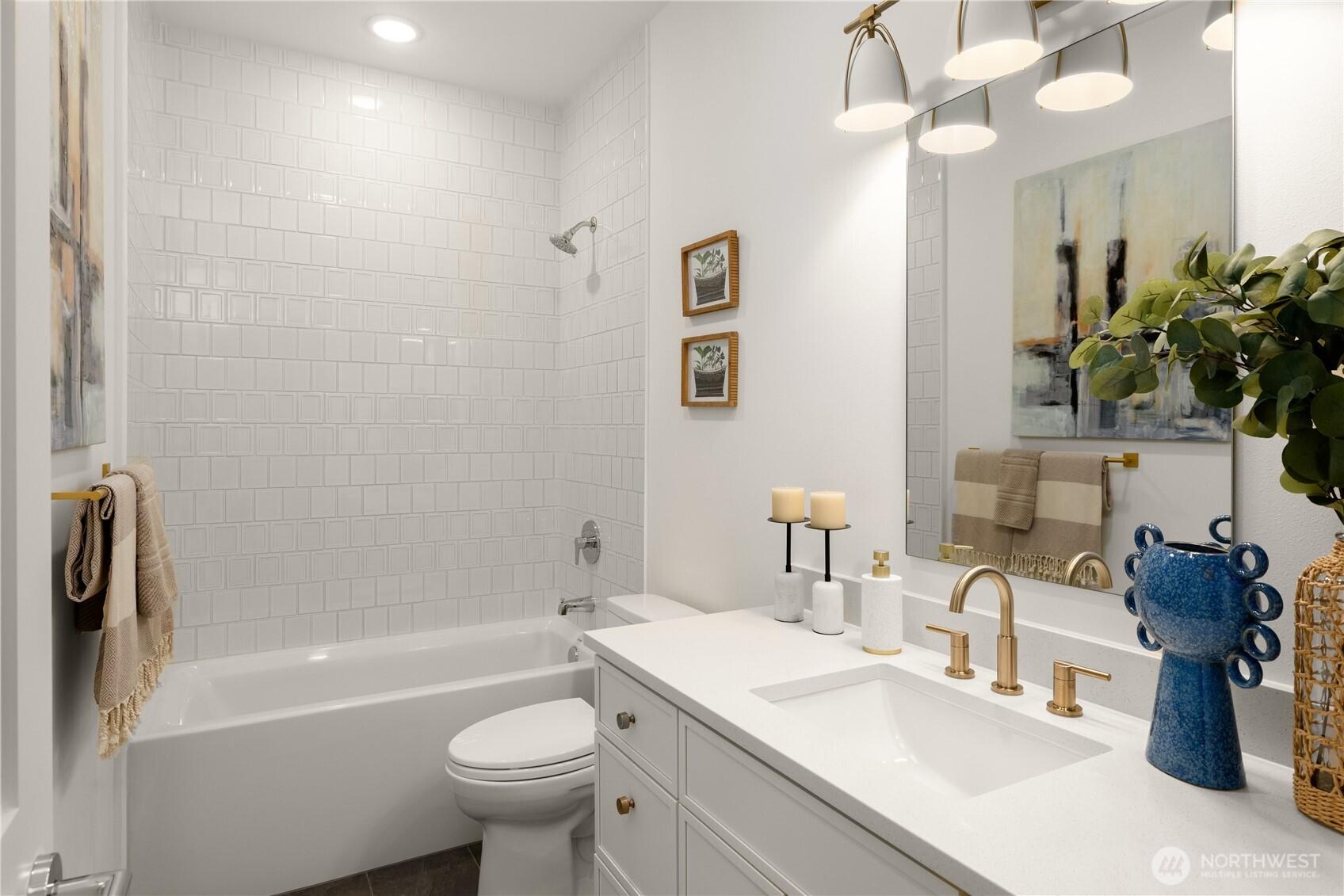 BELLEVUE, Washington, 98006, United States, 3 Bedrooms Bedrooms, ,3 BathroomsBathrooms,Residential,For Sale,1999825