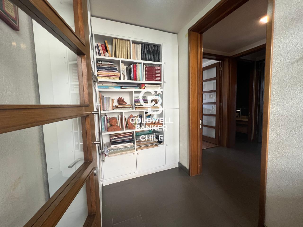 Lo Barnechea, Chile, 3 Bedrooms Bedrooms, ,4 BathroomsBathrooms,Residential,For Sale,1934460