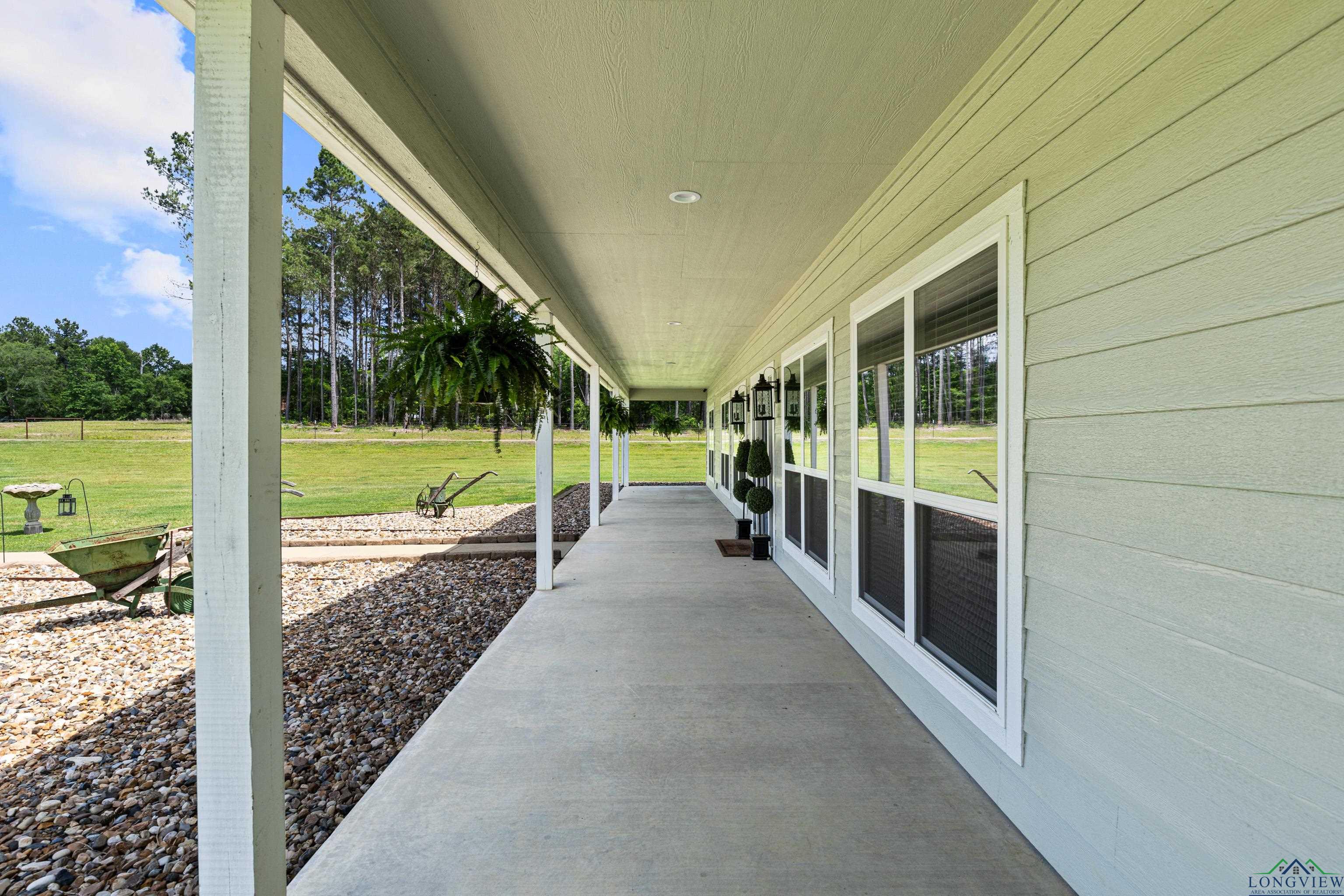 Winona, Texas, 75792, United States, 3 Bedrooms Bedrooms, ,2 BathroomsBathrooms,Residential,For Sale,1866525