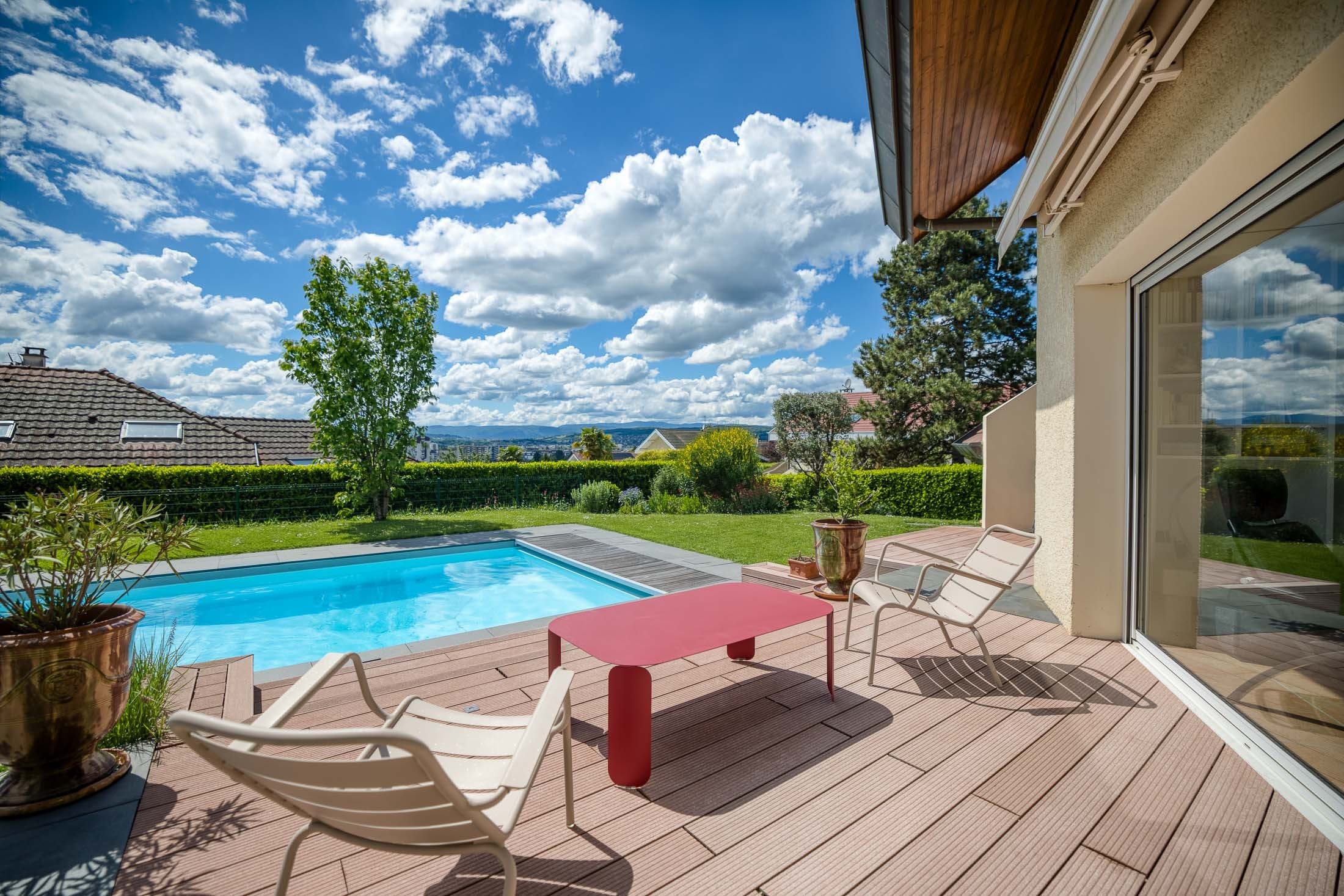  Annecy-le-Vieux – Stunning architect-designed family home offering 188 sqm of l… - 物件實景