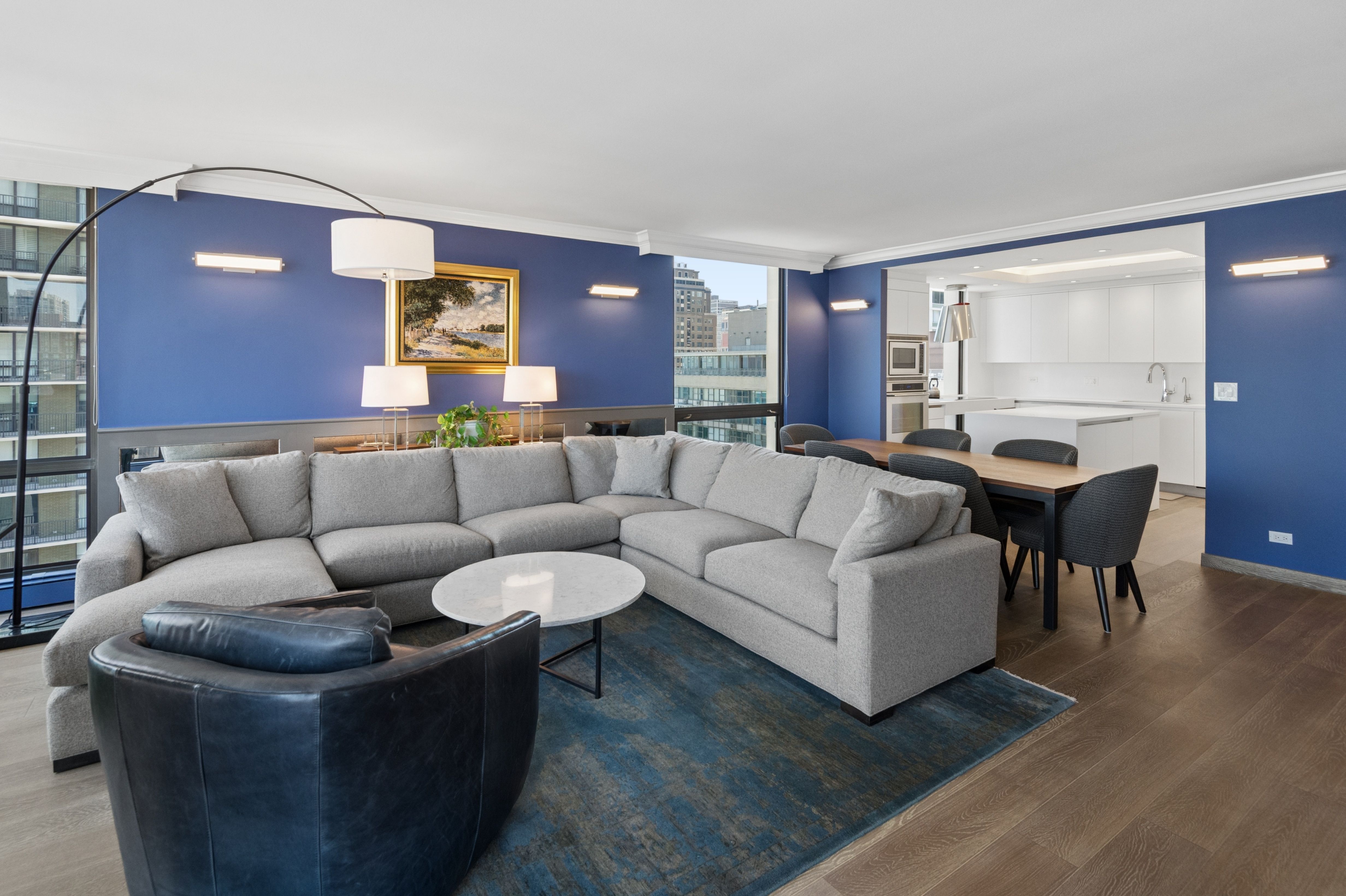  Designed for Both Comfortable Everyday Living and Effortless Entertaining - 物件實景