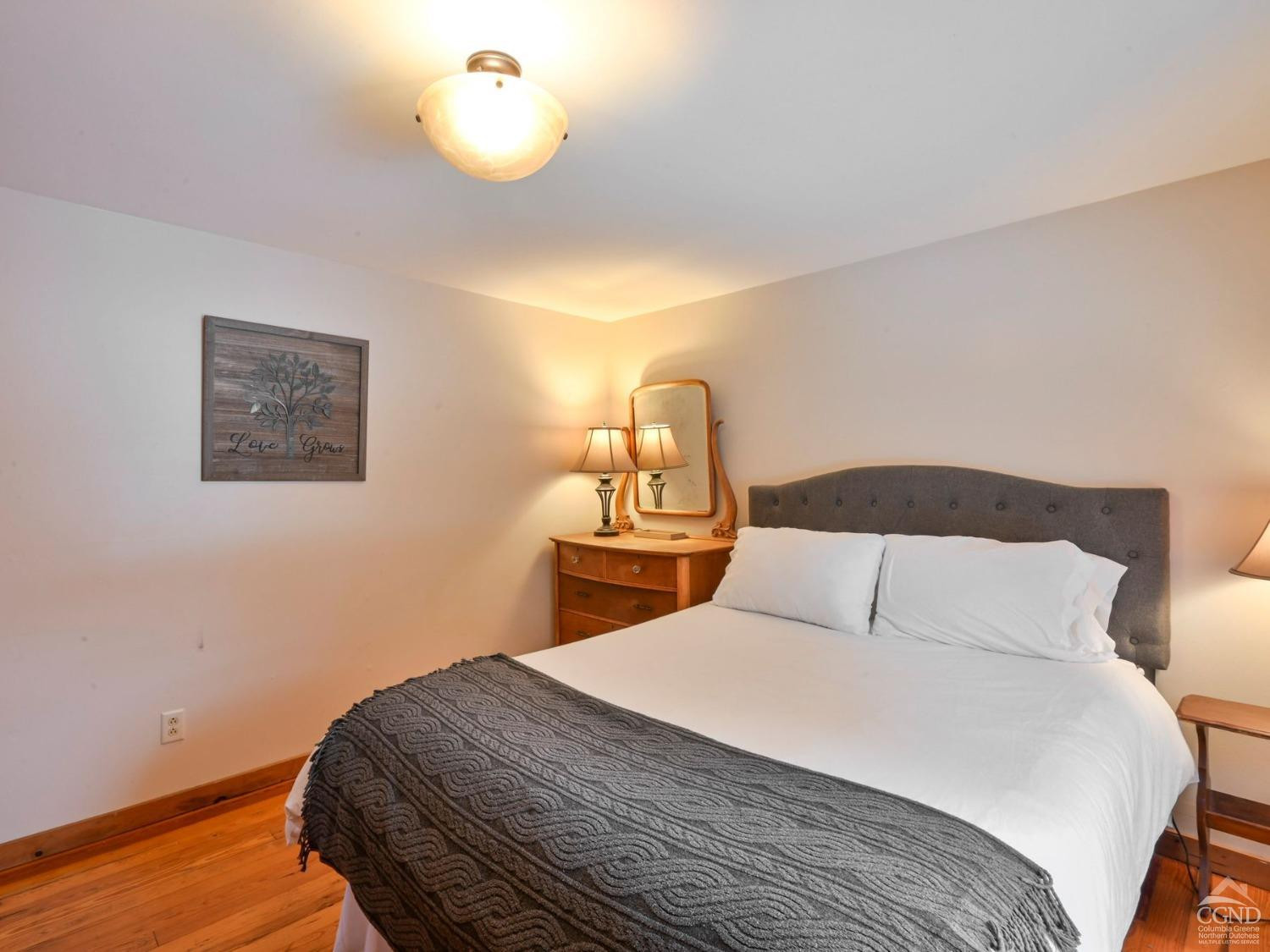 Windham, New York, 12496, United States, 8 Bedrooms Bedrooms, ,4 BathroomsBathrooms,Residential,For Sale,1907354