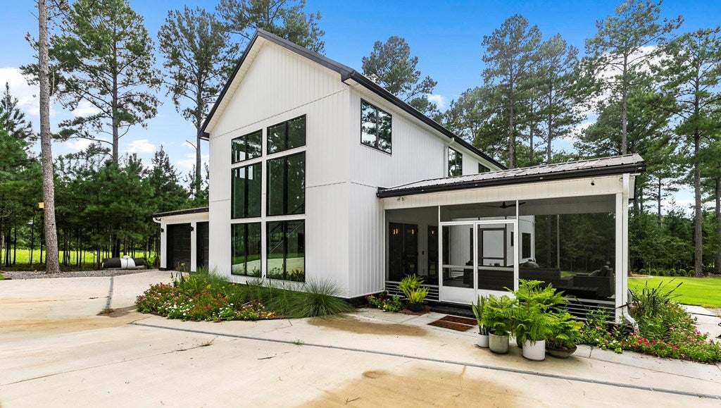 Webb, Alabama, 36376, United States, 3 Bedrooms Bedrooms, ,3 BathroomsBathrooms,Residential,For Sale,1917089