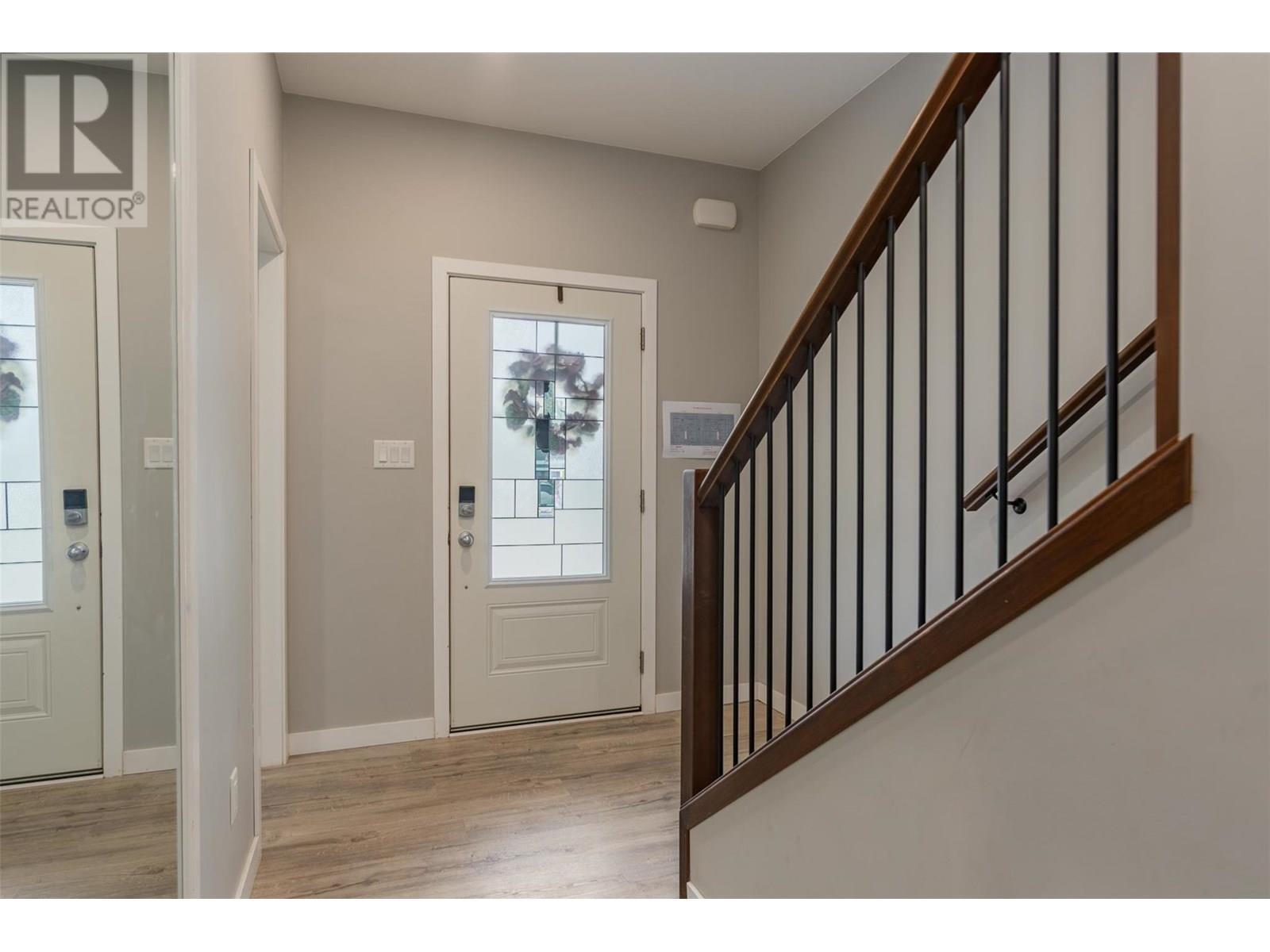 CASTLEGAR, British Columbia, V1N 4X9, CA, 5 Bedrooms Bedrooms, ,2 BathroomsBathrooms,Residential,For Sale,1913698
