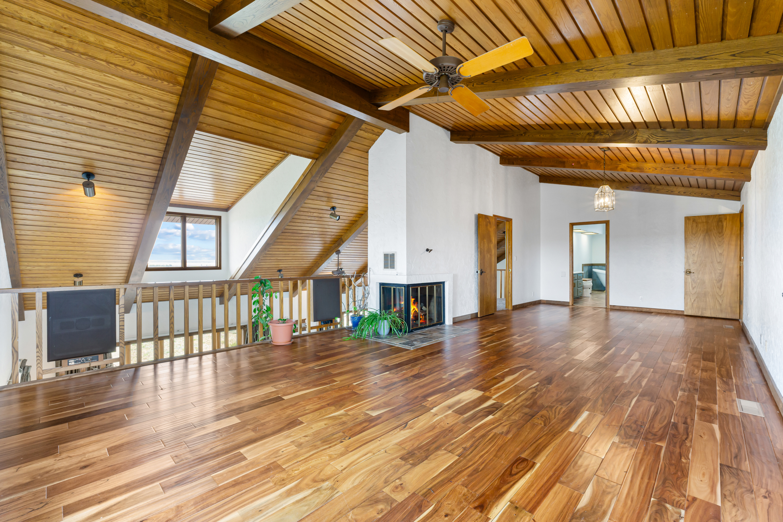 Julesburg, Colorado, 80737, United States, 3 Bedrooms Bedrooms, ,2 BathroomsBathrooms,Residential,For Sale,1937455