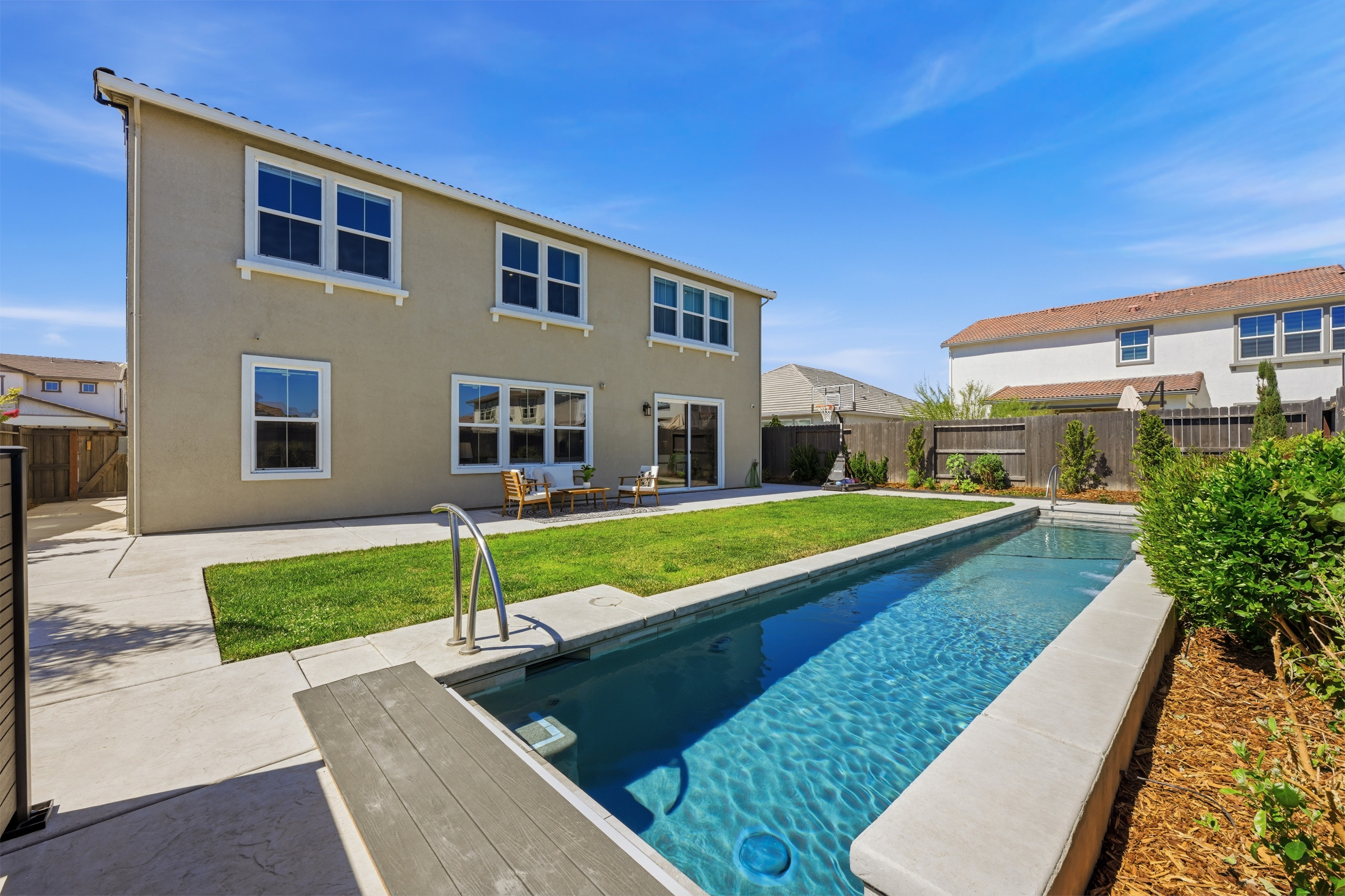  7487 Darque Way, Elk Grove, CA 95757 - 物件實景