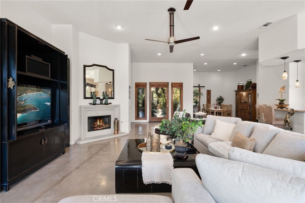 La Quinta, California, 92253, United States, 4 Bedrooms Bedrooms, ,4 BathroomsBathrooms,Residential,For Sale,1974017