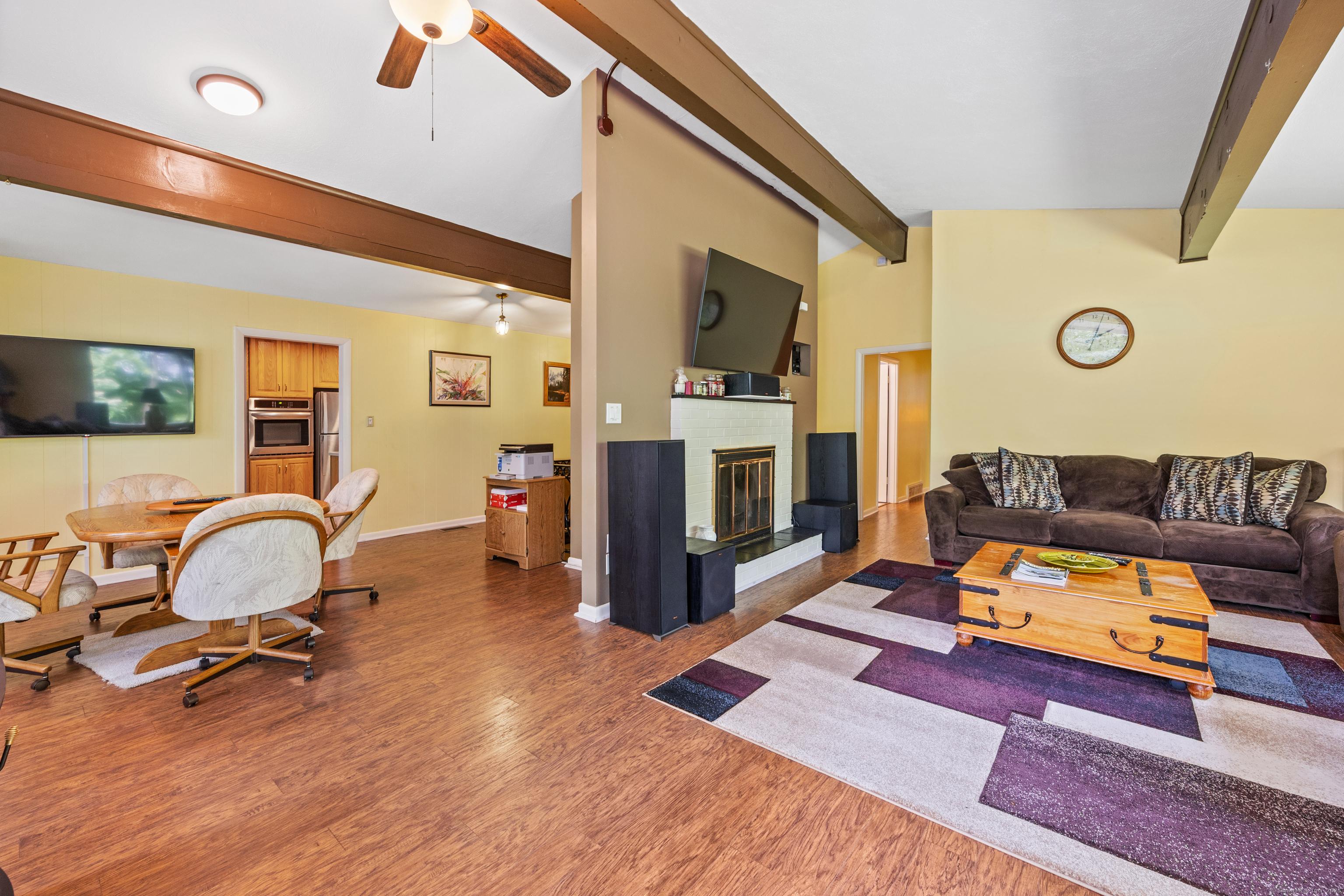 Avon, Connecticut, 06001, United States, 5 Bedrooms Bedrooms, ,3 BathroomsBathrooms,Residential,For Sale,1920498