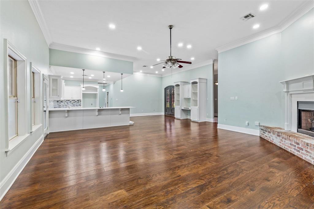 Lake Charles, Louisiana, 70611, United States, 5 Bedrooms Bedrooms, ,5 BathroomsBathrooms,Residential,For Sale,1974625