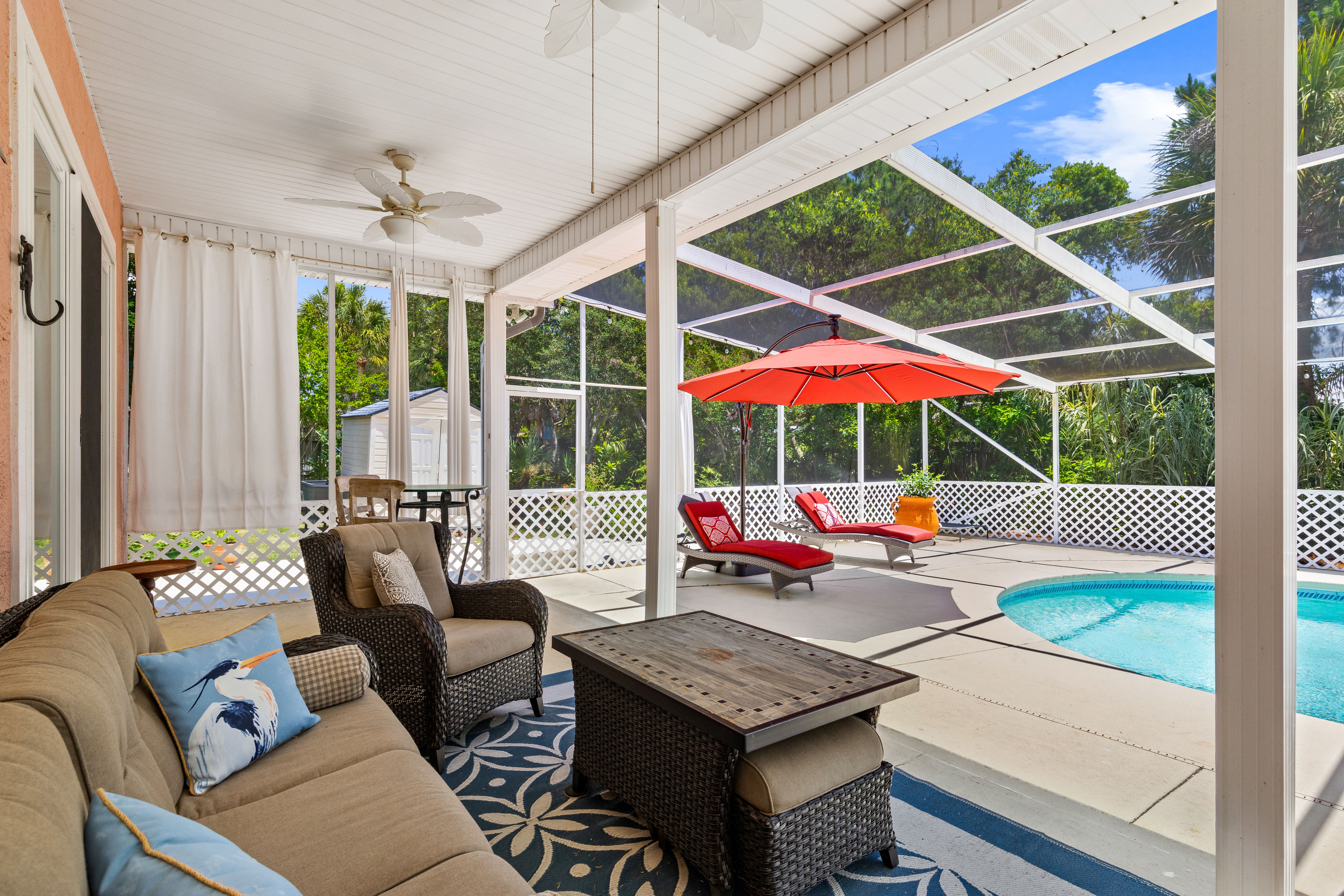  West End Panama City Beach Home with Pool & Short Distance to the Beach - 物件實景