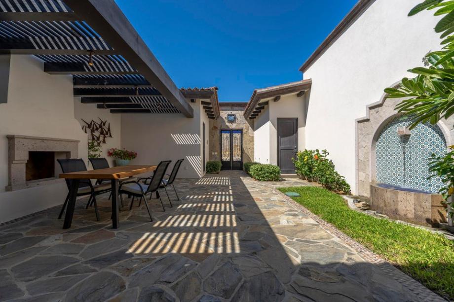 Via de Niza, Los Cabos, Baja California Sur, 23456, Mexico, 4 Bedrooms Bedrooms, ,4 BathroomsBathrooms,Residential,For Sale,Via de Niza,1640124